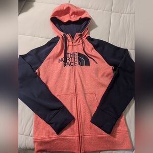 North face sweater